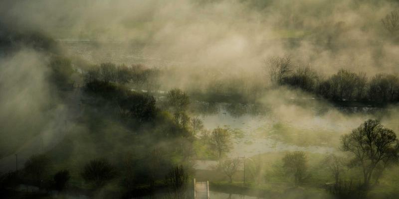 工业品采购合同全解析：聚焦机械零件、能源物资与原材料批发的关键条款与风险防范